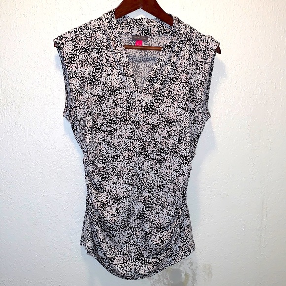 Vince Camuto Top - Picture 1 of 4